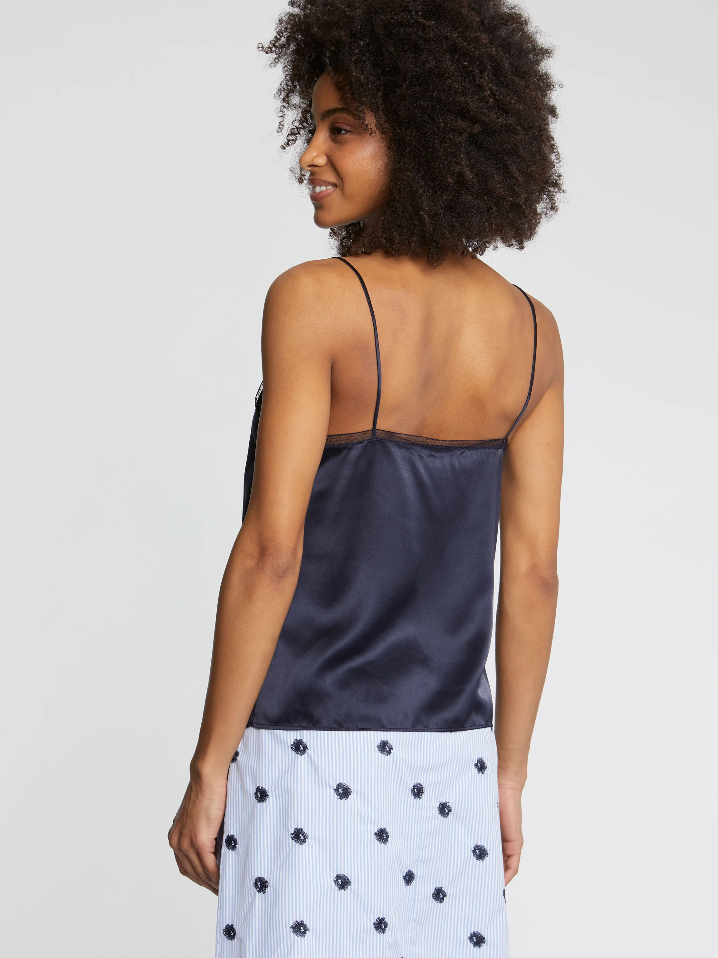 caraco_en_satin_de_soie_et_dentelle_3-1.webp Shop Caraco En Satin De Soie Et Dentelle Femme Tops