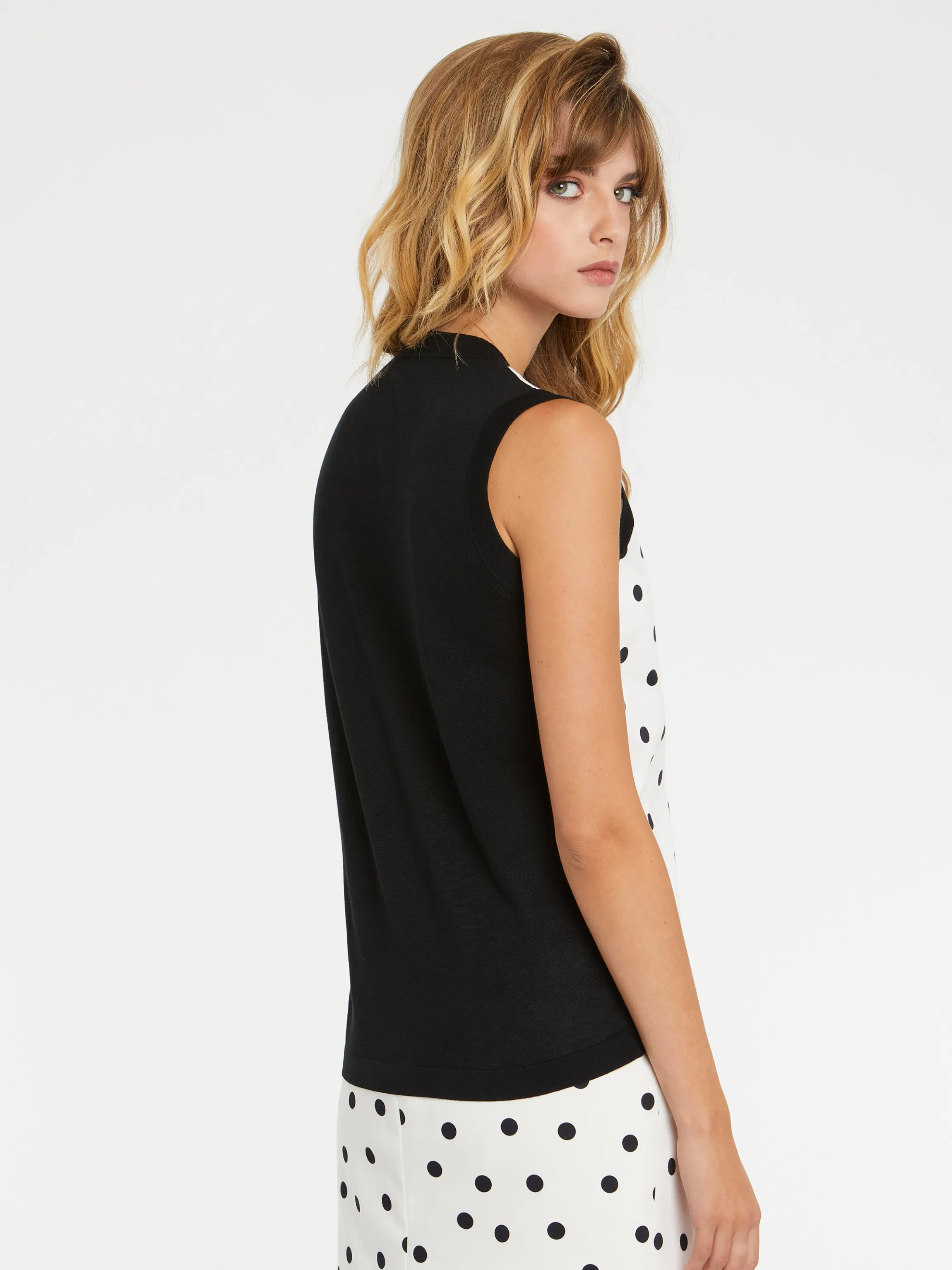 debardeur_en_soie_et_coton_3-3.webp Store Debardeur En Soie Et Coton Femme Tops