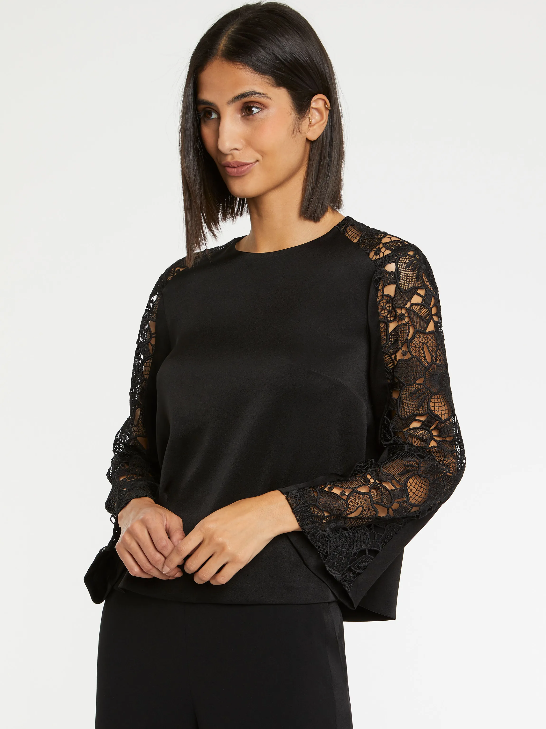 New Haut Femme Tops