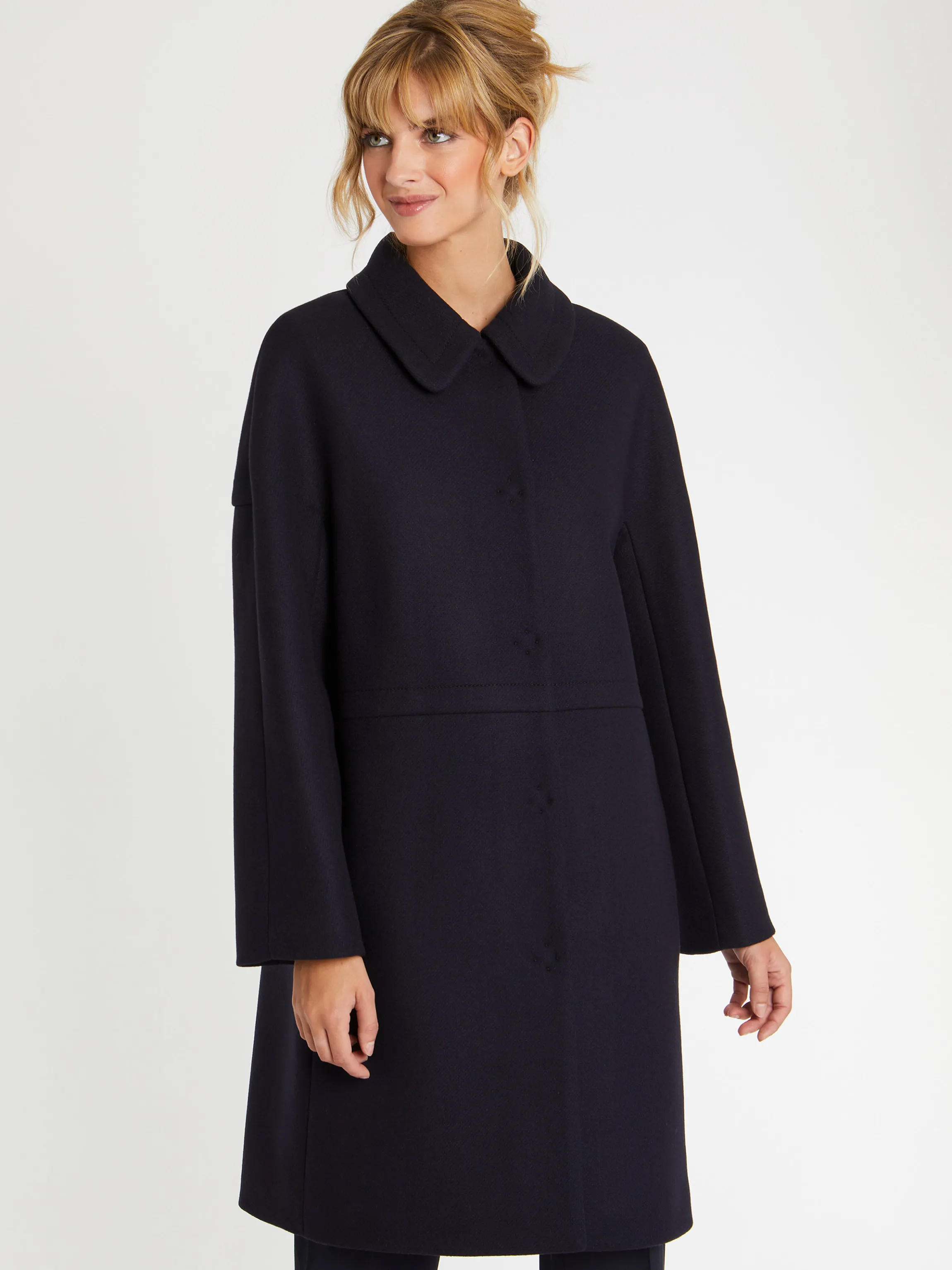 manteau_droit_en_drap_de_laine_2-1.webp Outlet Manteau Droit En Drap De Laine Femme Manteaux