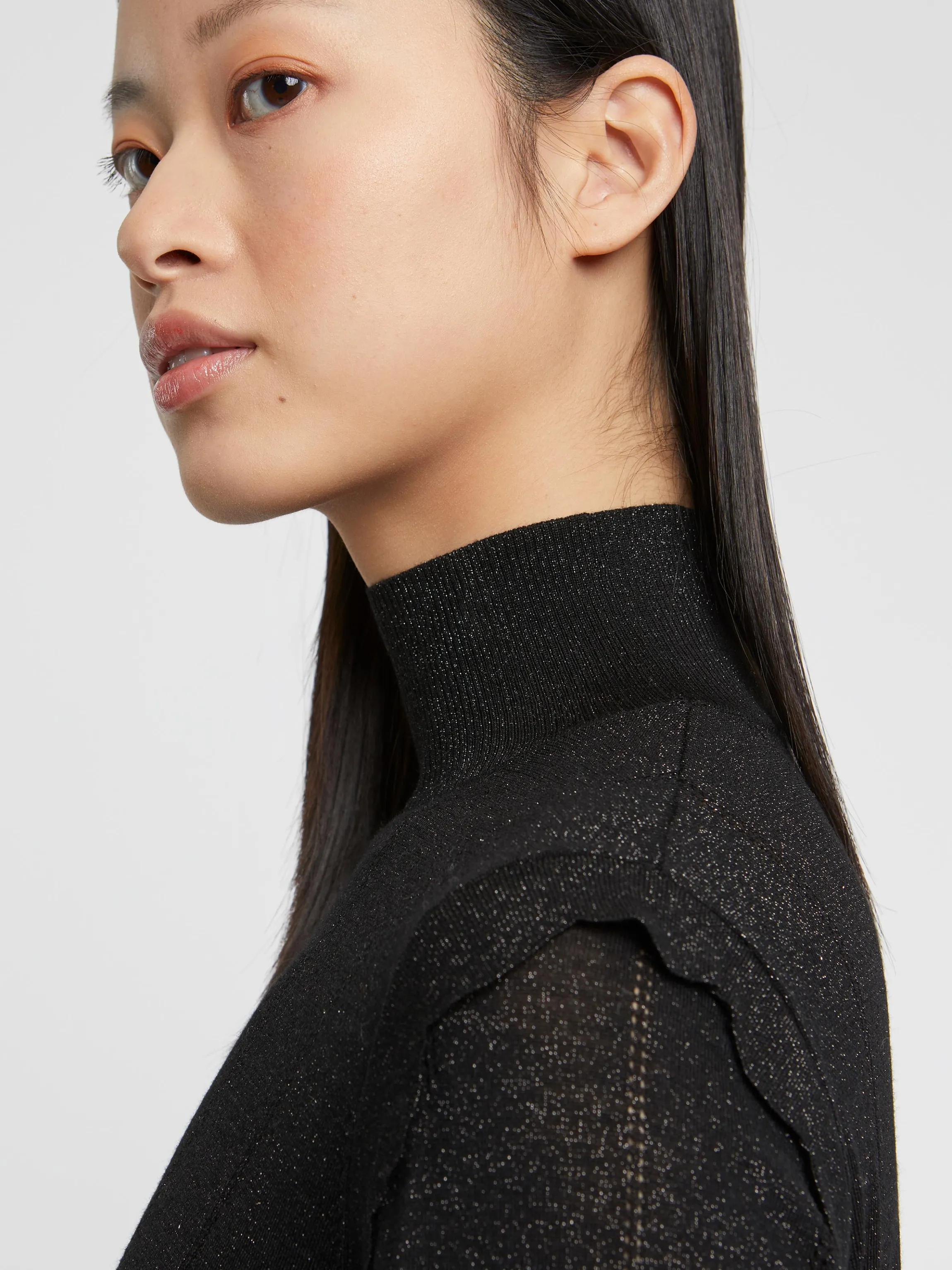 Outlet Pull Col Roule A Festons En Laine Et Lurex Femme Pulls Et Cardigans