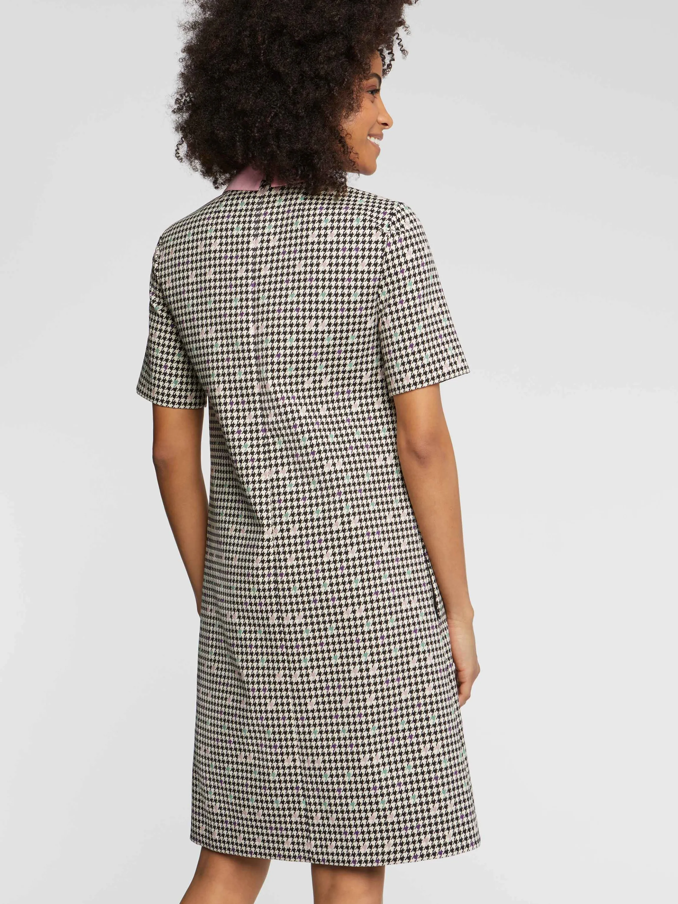 robe_a_col_a_motif_pieddecoq_3.webp Online Robe A Col A Motif Pied-De-Coq Femme Robes