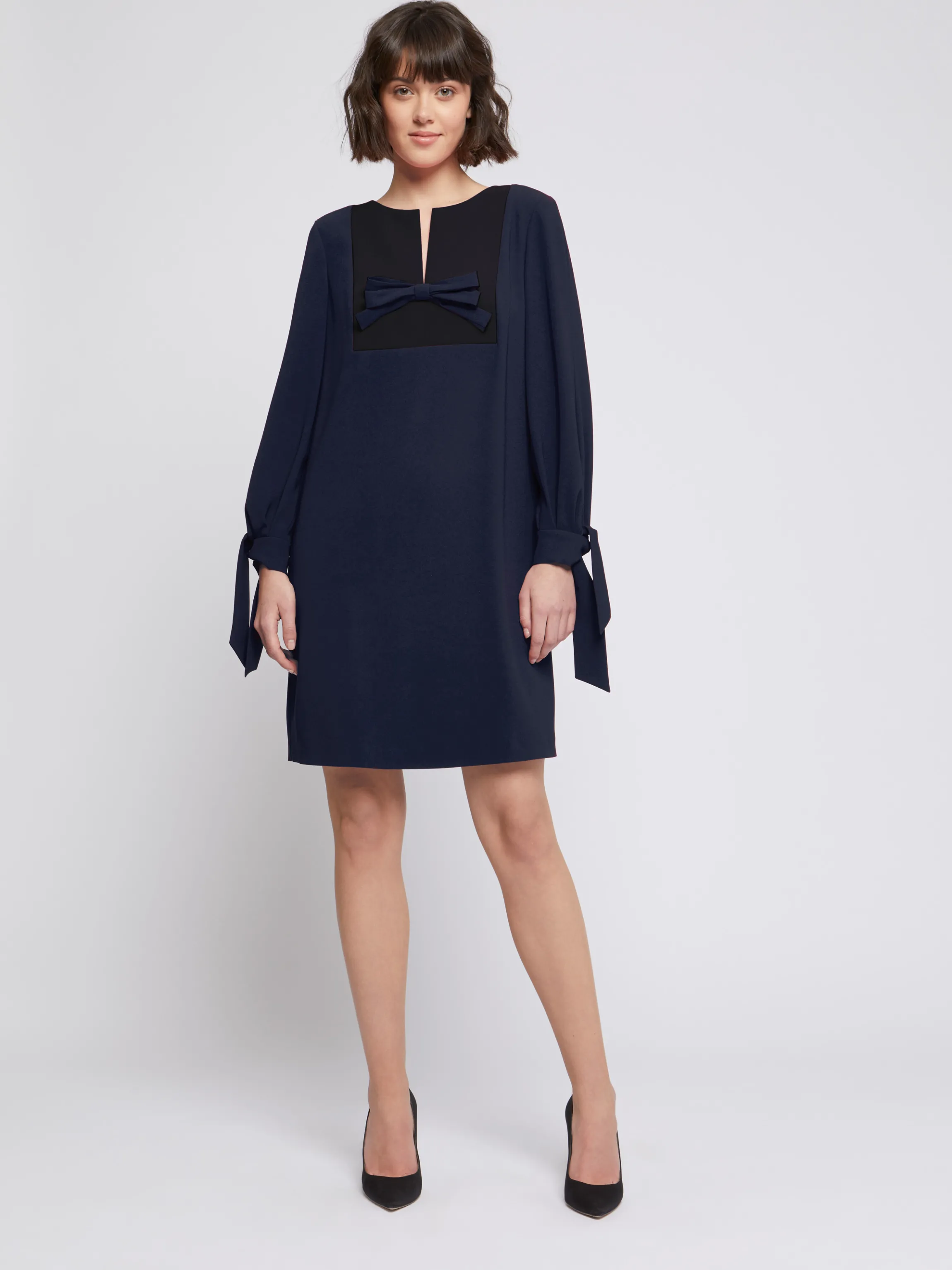Cheap Robe Courte A Noeuds En Crepe Envers Satin Femme Robes