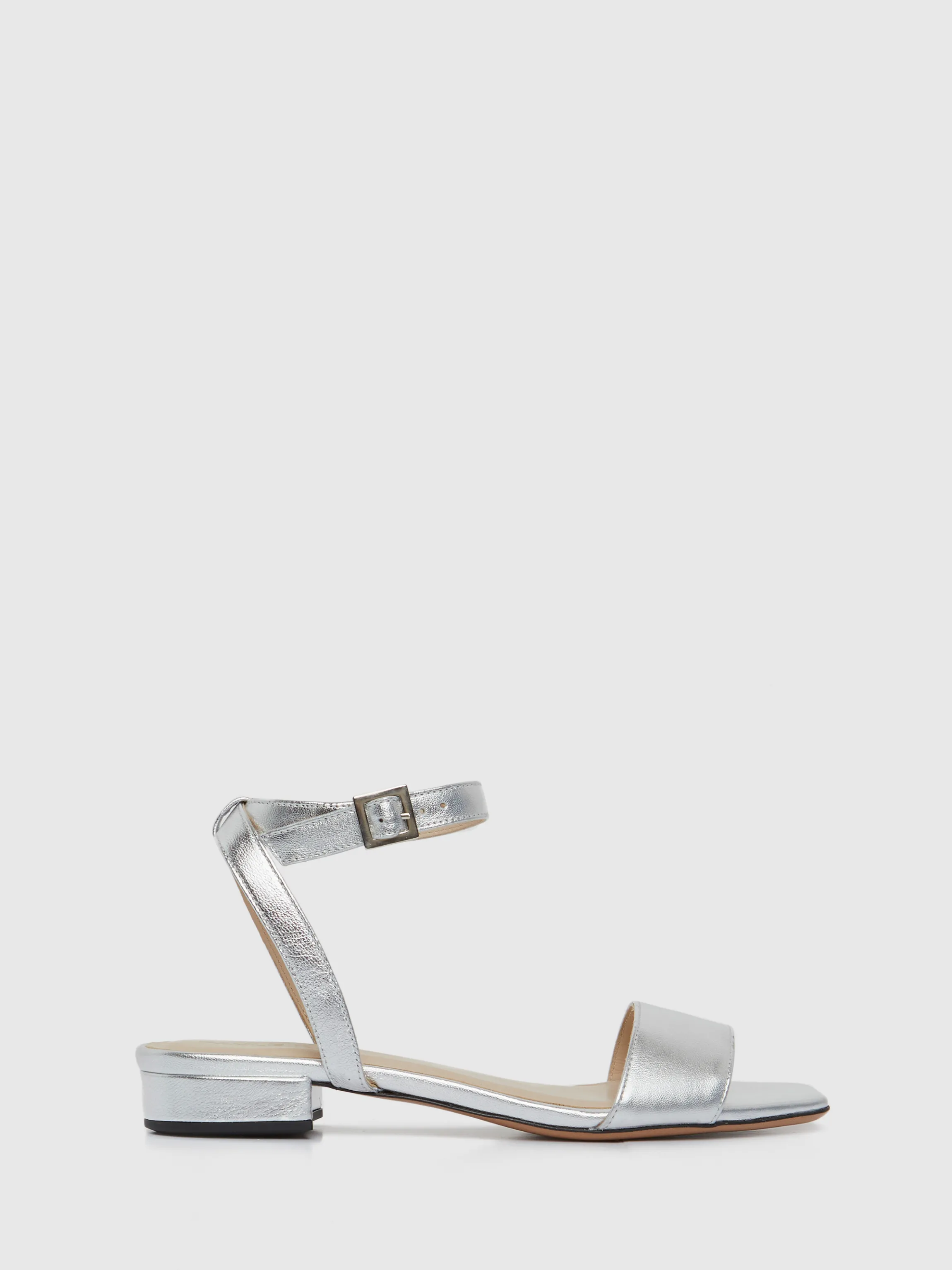 Hot Sandales Plates En Cuir Lisse Femme Accessoires