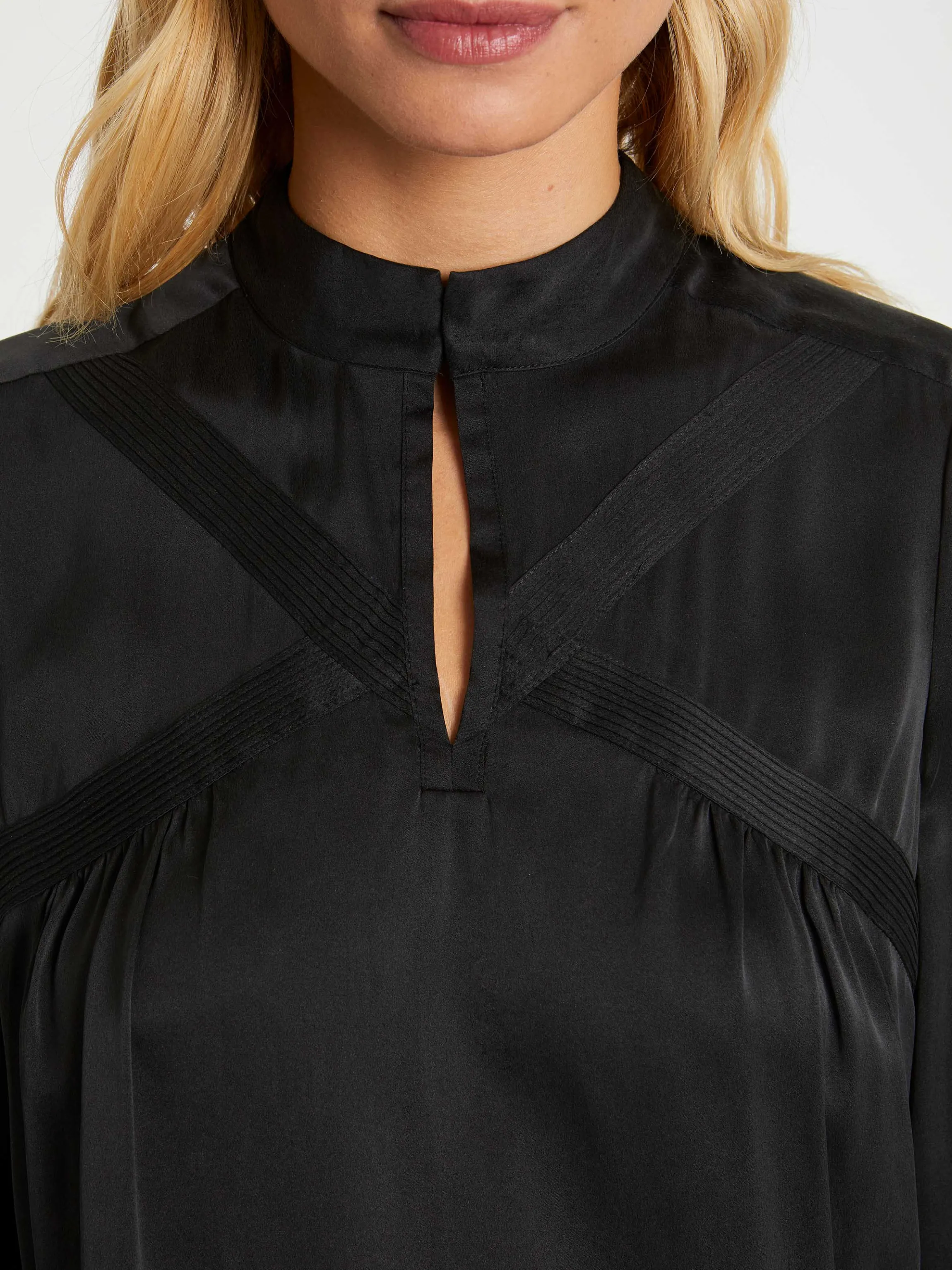 Discount Top En Soie A Col Montant Femme Tops