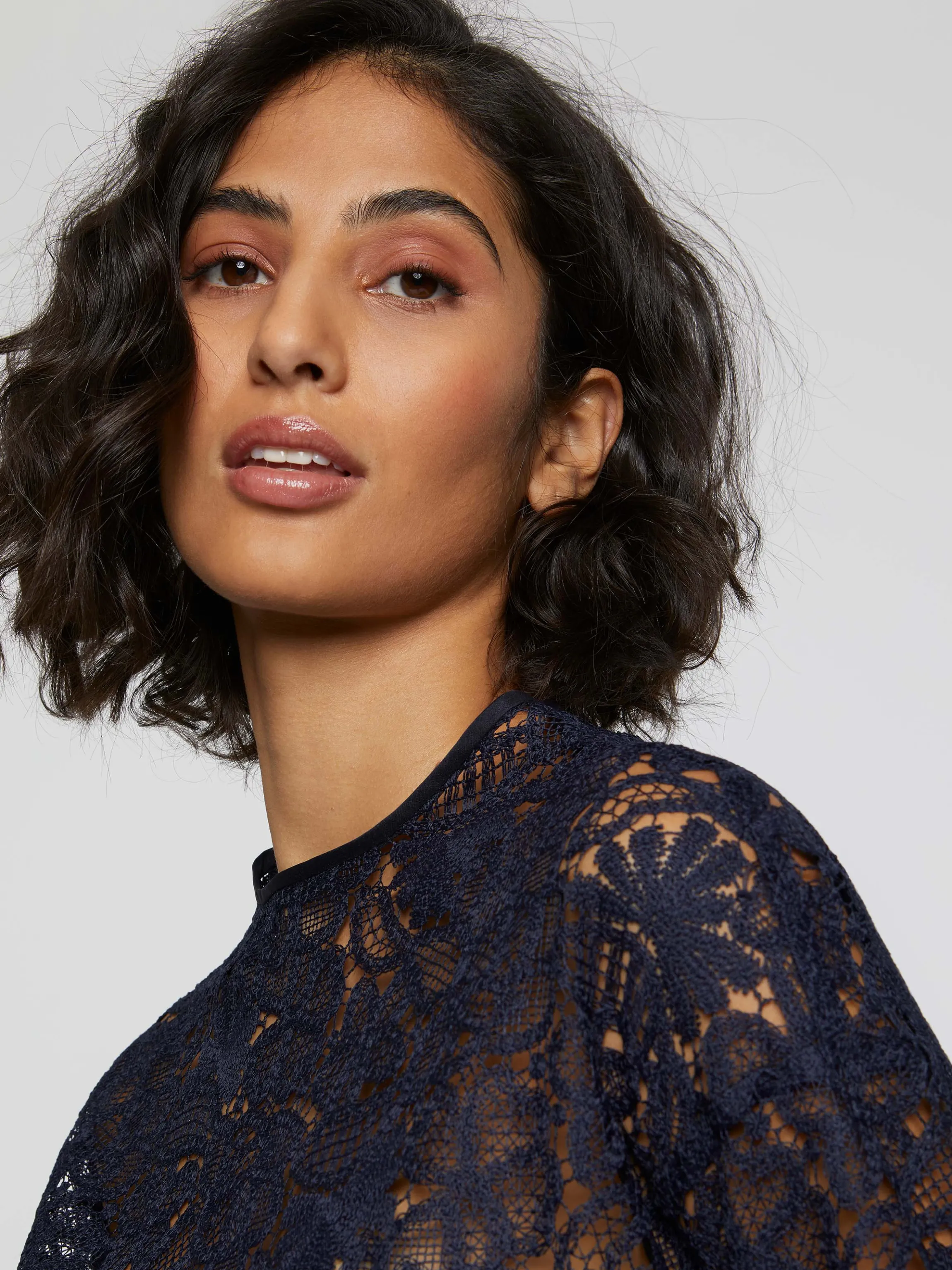 Shop Top Manches Longues En Dentelle Femme Tops
