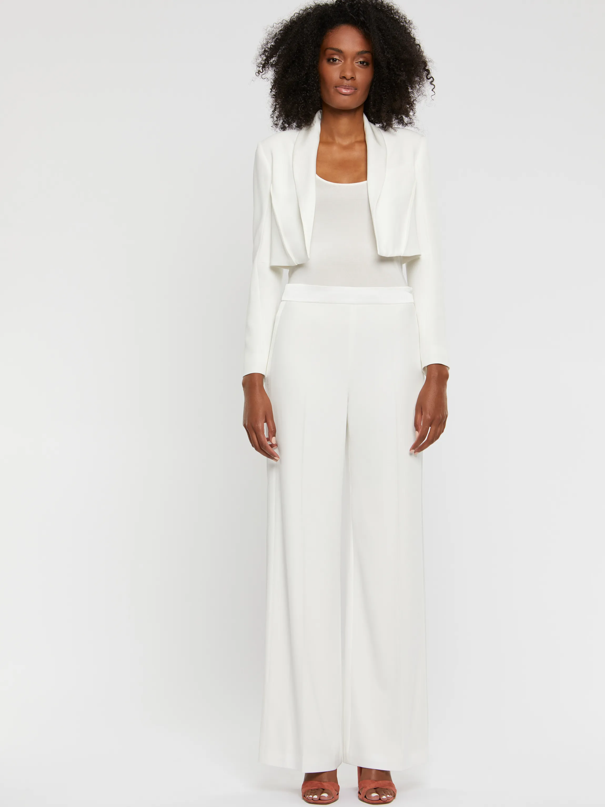 Shop Veste Courte En Crepe Envers Satin Femme Vestes
