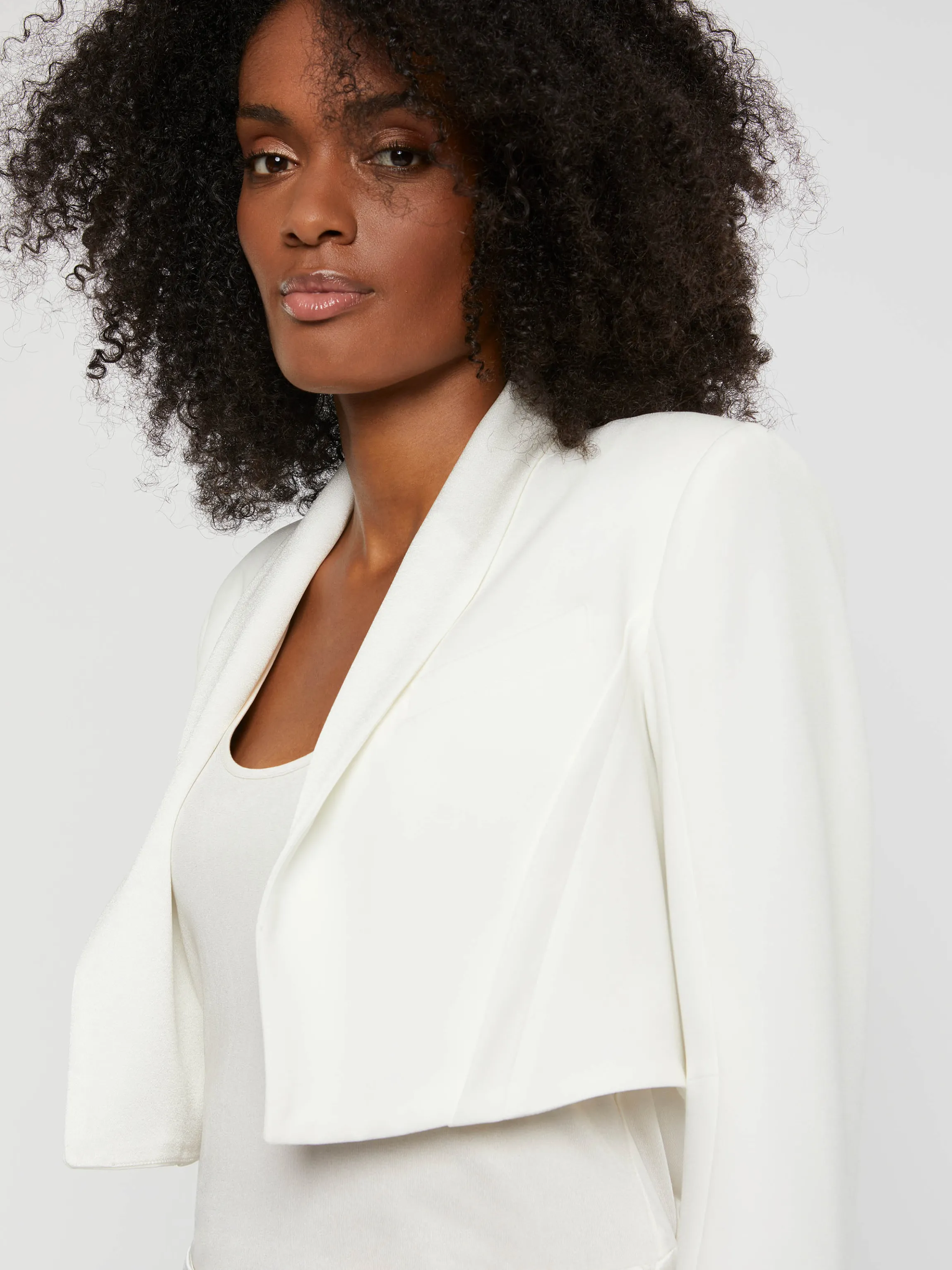Shop Veste Courte En Crepe Envers Satin Femme Vestes