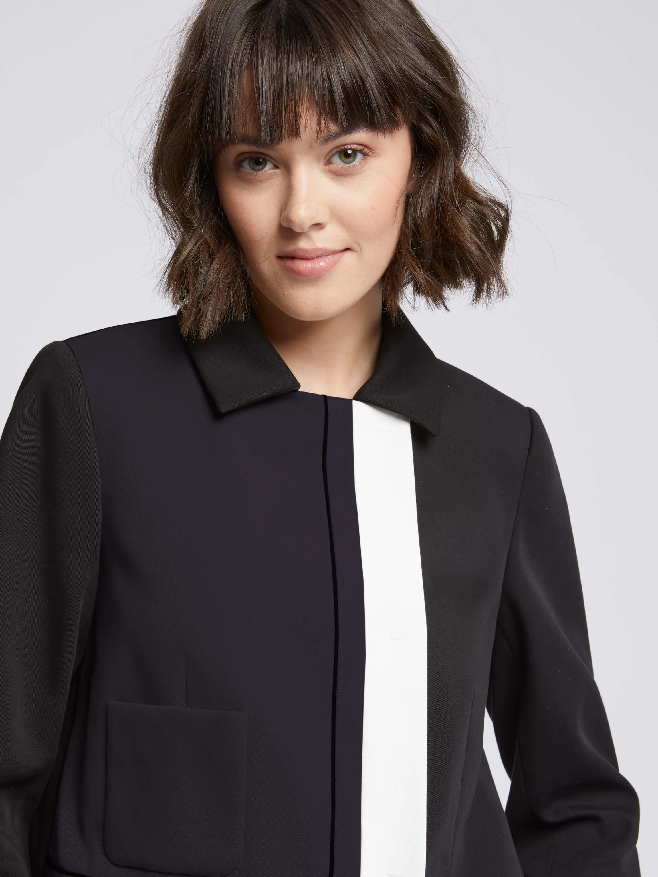 Best Veste Courte Graphique En Tricotine Stretch Femme Vestes